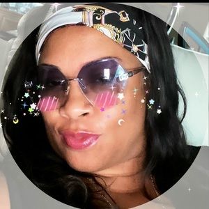 Meet your Posher, Tanisha